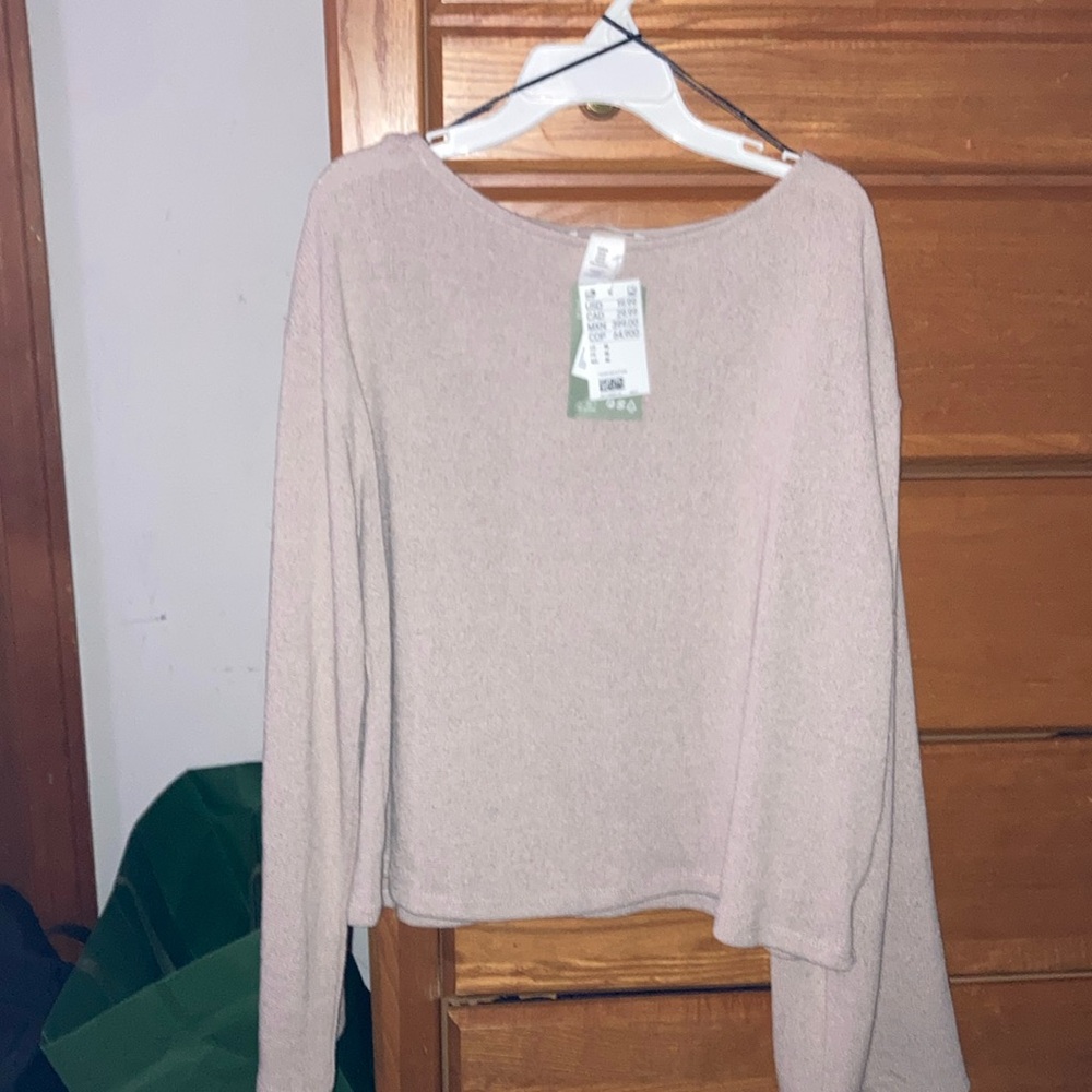 H&M med long sleeve sweater